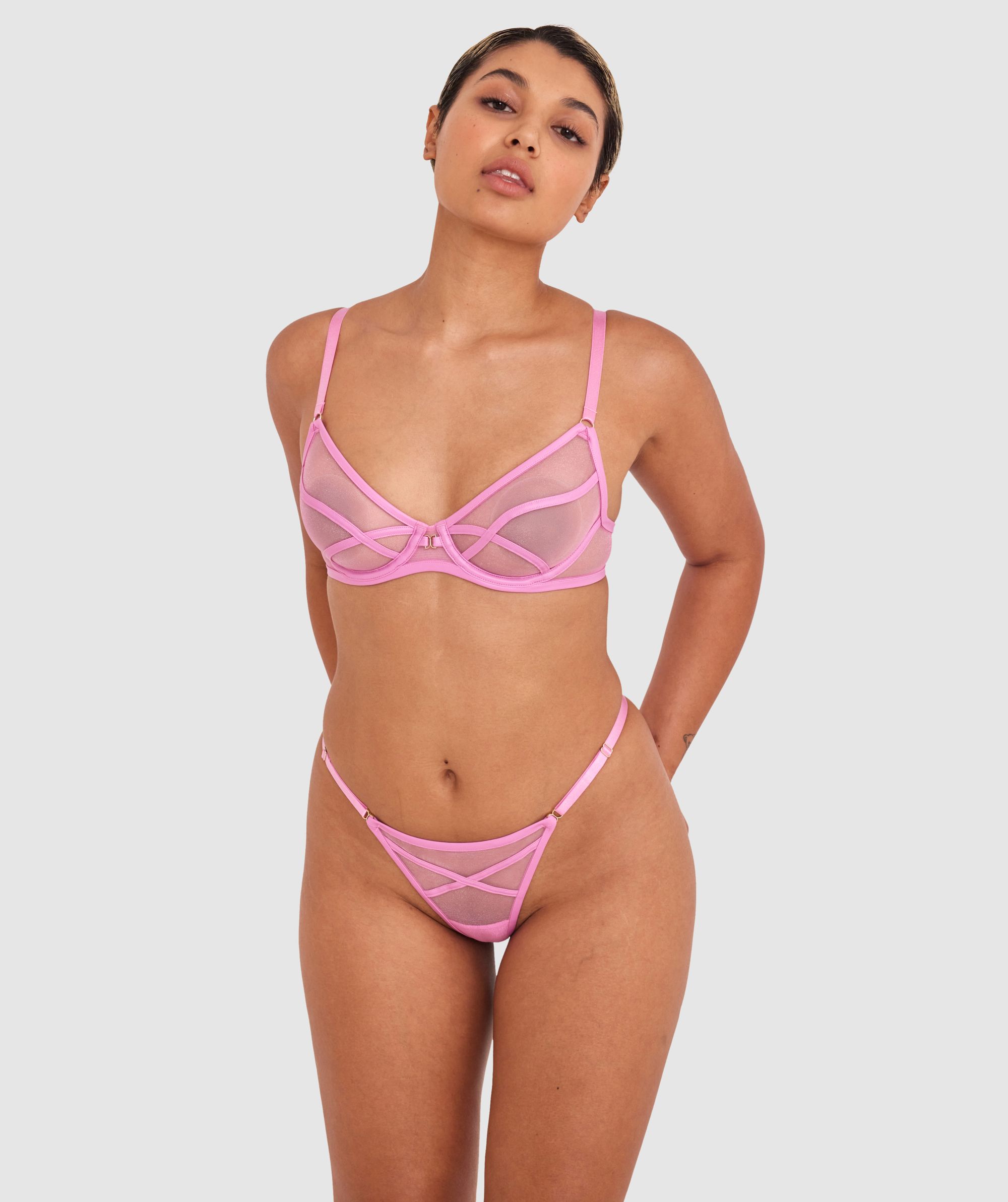Bras N Things Night Games Simply Sexy Underwire & String Set - Pink |  01433402