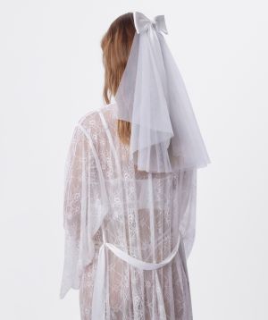 Night Games Bridal Veil - Ivory