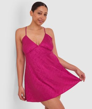 Jacqui Short Slip - Magenta