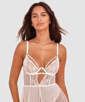 Night Games Deja Vu Unlined Babydoll Bra - Ivory