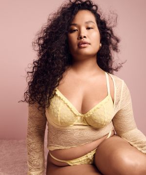 Mila Underwire And String Set - Light Yellow