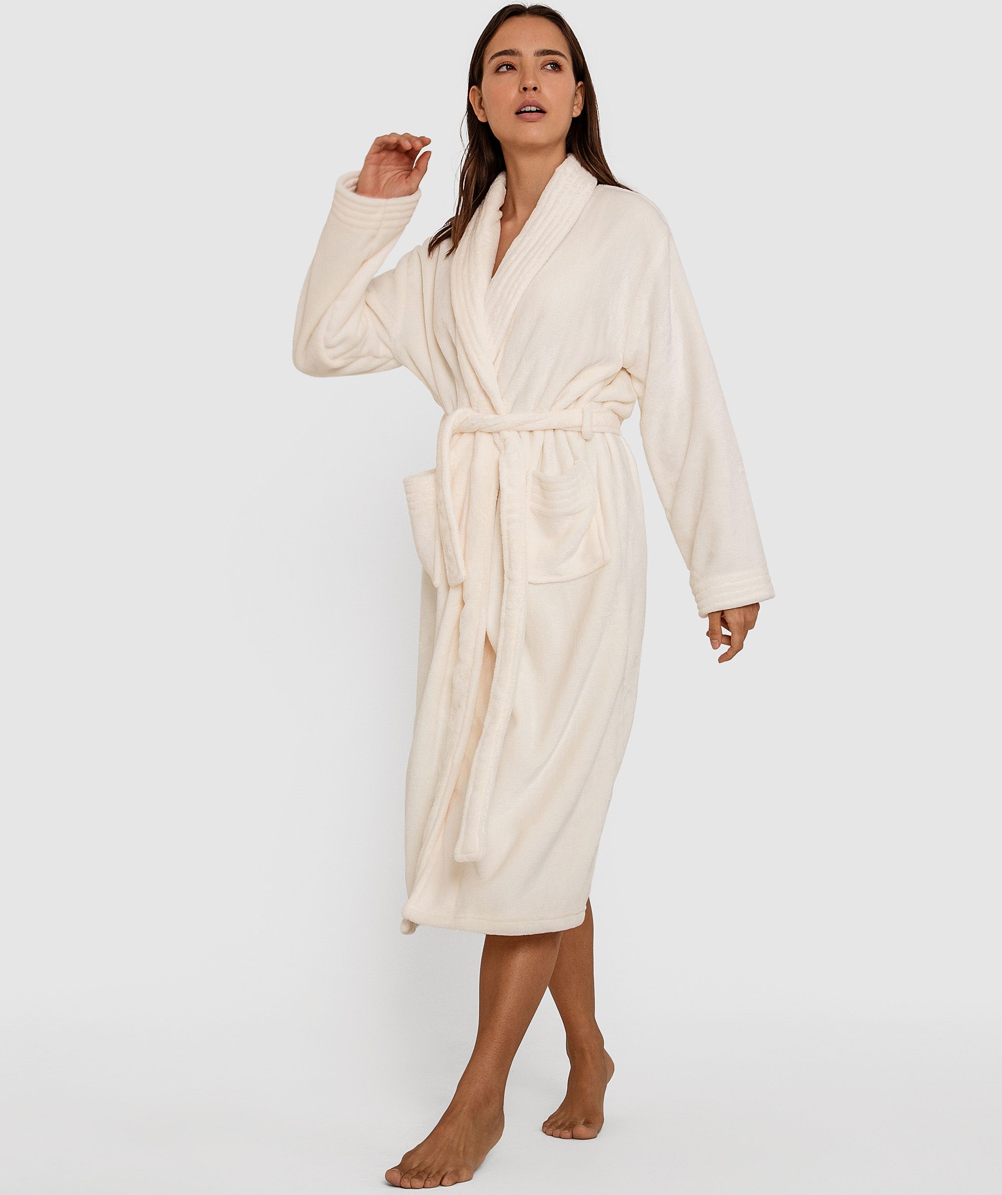 Carter Robe in White | Wallace Cotton NZ